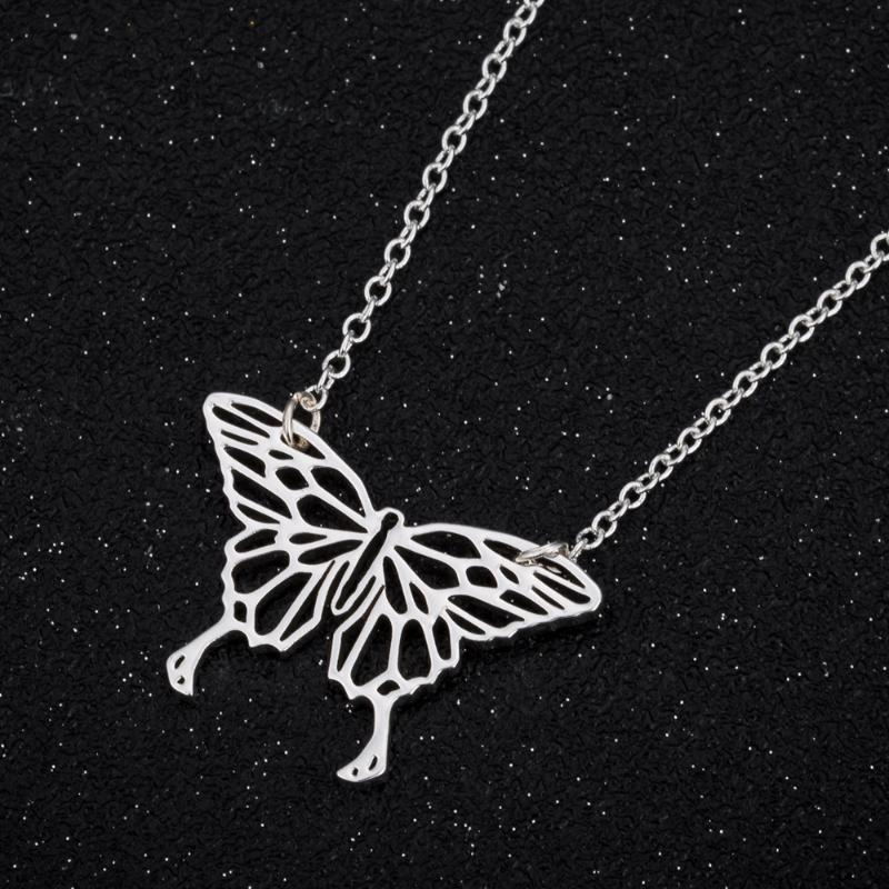 Pendant Necklaces Wholesale Hollow Butterfly Necklace For Women Long Chain Animal Stainless Steel Custom Geometric Jewelery Gift
Pendant Necklaces Wholesale Hollow Butterfly Necklace For Women Long Chain Animal Stainless Steel Custom Geometric Jewelery Gift