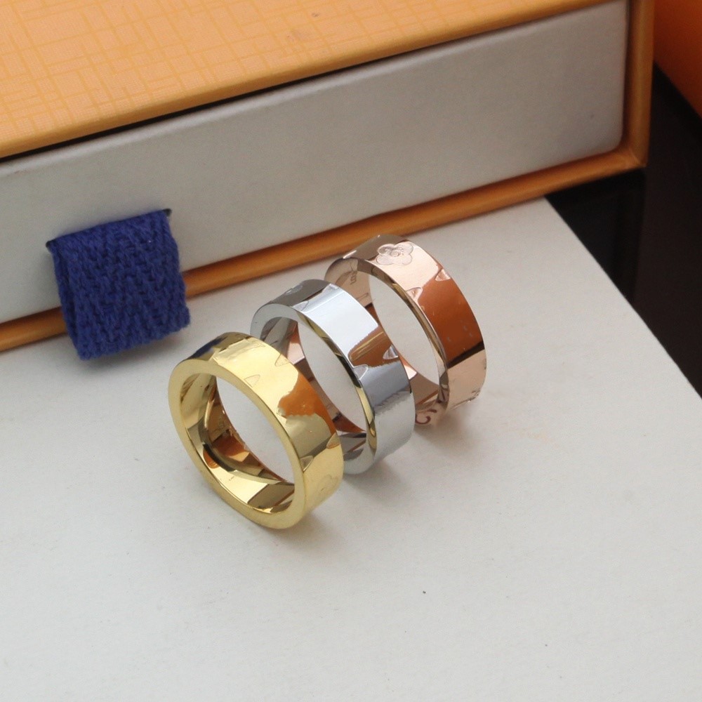 Designer ring titanium steel silver love ring men and women Lozenge Rings for lovers fashion couple ring gift
Designer ring titanium steel silver love ring men and women Lozenge Rings for lovers fashion couple ring gift