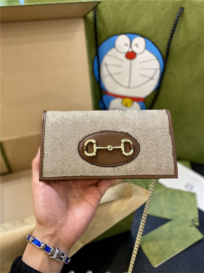 2021 Luxurys Designers Bags women handbags tote Saddle shoulder Crossbody bag purse Wallet backpack Leather, Box
2021 Luxurys Designers Bags women handbags tote Saddle shoulder Crossbody bag purse Wallet backpack Leather, Box