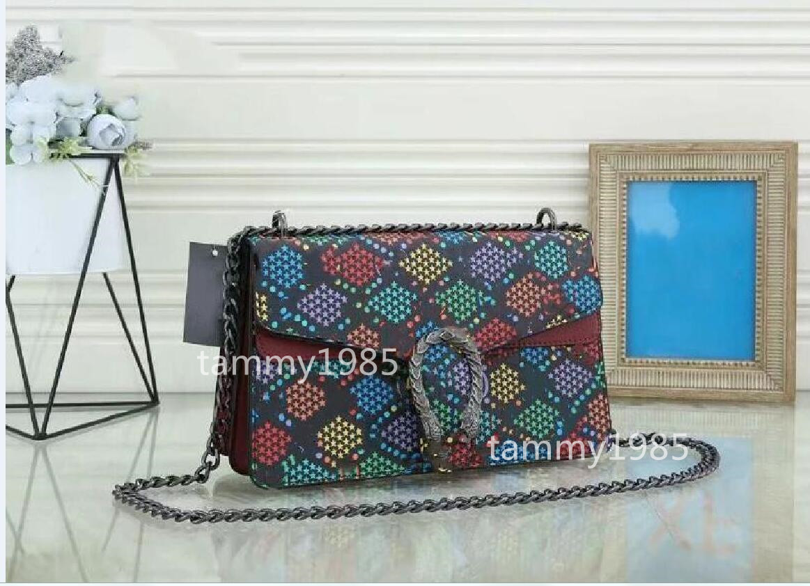 High Quality Fashion Classic Women Lady Chains Cosmetic Bags Leather Cross body Handbags Purses Backpack Tote Shoulder Bag purse wallet 27cm, Red
High Quality Fashion Classic Women Lady Chains Cosmetic Bags Leather Cross body Handbags Purses Backpack Tote Shoulder Bag purse wallet 27cm, Red