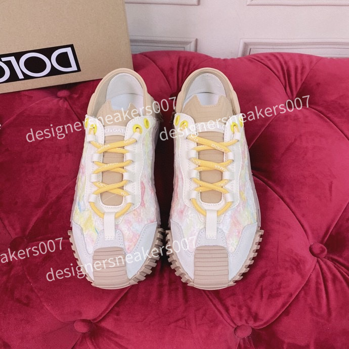 2021 Triple S Fashion Clear Sole Bottom boots Paris 17FW Men Designer Sneakers Vintage Dad Platform Women Luxury Casual Shoes Sports Trainers 35-41, 33
2021 Triple S Fashion Clear Sole Bottom boots Paris 17FW Men Designer Sneakers Vintage Dad Platform Women Luxury Casual Shoes Sports Trainers 35-41, 33
