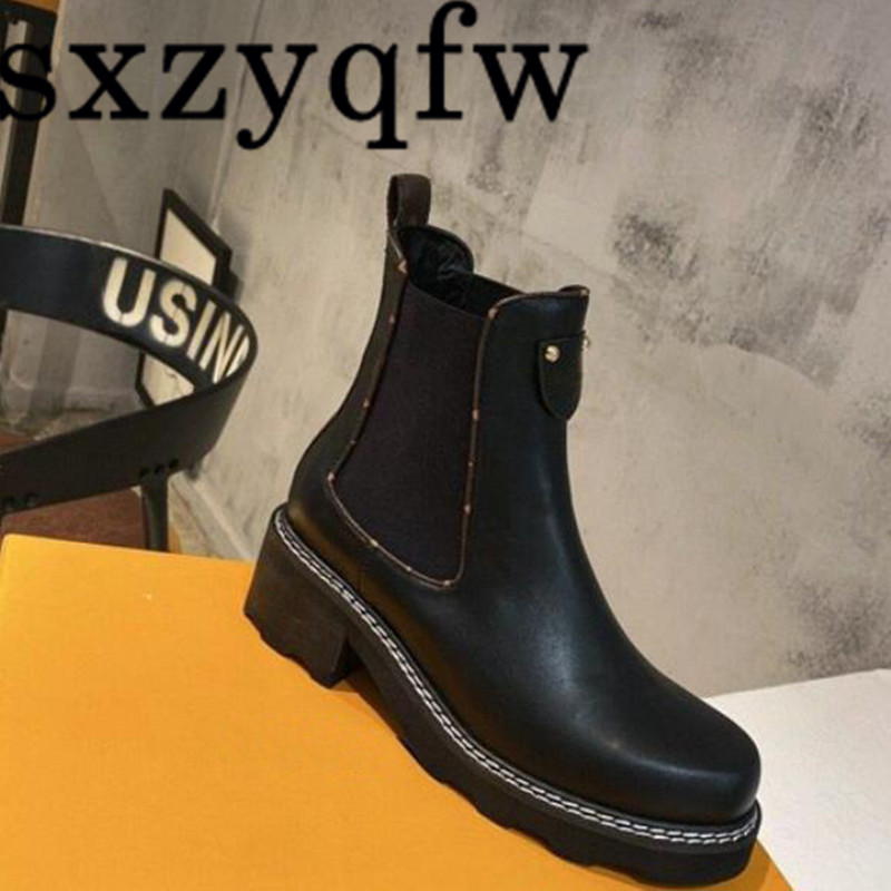Spring Autumn Slip-On Women Boots Round Toe Low Heel Outdoor Botas Leather Fashion Classic Chelsea Brand Luxury Female Shoes, Black
Spring Autumn Slip-On Women Boots Round Toe Low Heel Outdoor Botas Leather Fashion Classic Chelsea Brand Luxury Female Shoes, Black