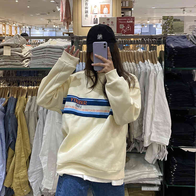 2 colors autumn winter korean style Women Sweatshirts Long Sleeve letter patch thick Sweatshirt Womens pullovers ( F4120) 210423
