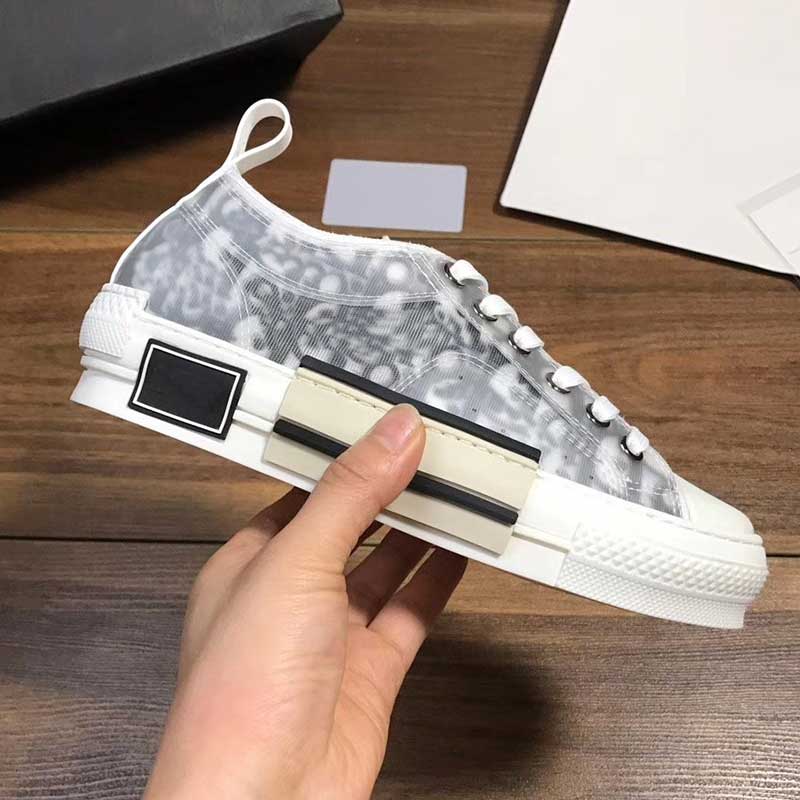 Men Grey Oblique Canvas Casual Shoes Low Cut Reflective Bee Black Sneakers White Shoe For women, As pic
Men Grey Oblique Canvas Casual Shoes Low Cut Reflective Bee Black Sneakers White Shoe For women, As pic
