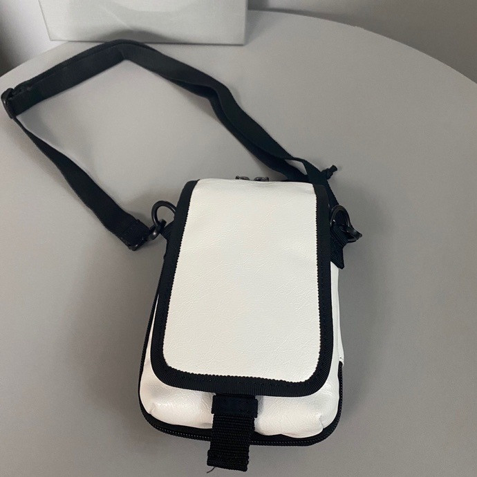 2021 Handbag Women Luxurys Designers Bags Fashion Chain Purses Ladies Clutch Classic Womens Diagonal Travel Bag
2021 Handbag Women Luxurys Designers Bags Fashion Chain Purses Ladies Clutch Classic Womens Diagonal Travel Bag