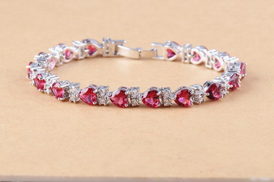 Choucong Brand Unique Luxury Jewelry 18K White Gold Fill Wedding Bracelet Muliti Color 5A Zircon CZ Diamond Gemstones Party Sapphire Heart Women Bangl