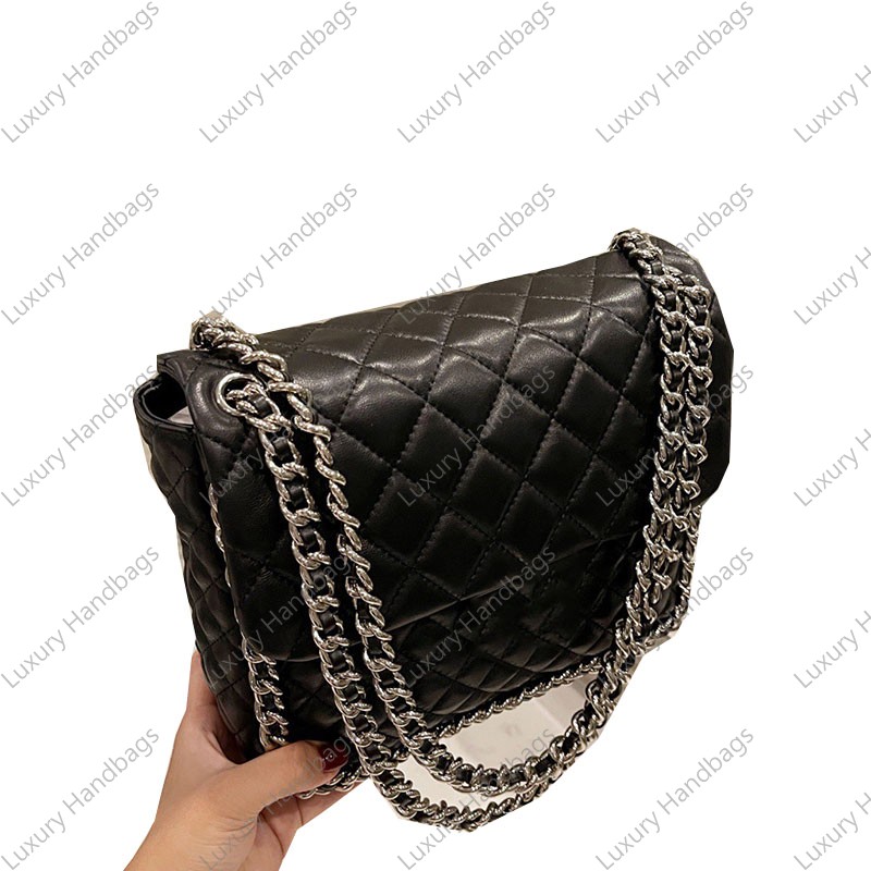 2021 Vintage Classic Flap Bags Quilted Brave Around Bag Silver Metal Hardware Large Capacity Matelasse Chain Cross body Shoulder Famous Designer Luxury_handbag 25C, Black
2021 Vintage Classic Flap Bags Quilted Brave Around Bag Silver Metal Hardware Large Capacity Matelasse Chain Cross body Shoulder Famous Designer Luxury_handbag 25C, Black