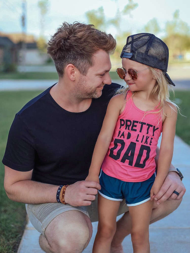 Boys and girls suits Children's wear men's and women's sportswear Suit Shorts T-Shirt Top + two piece set of shorts, White
Boys and girls suits Children's wear men's and women's sportswear Suit Shorts T-Shirt Top + two piece set of shorts, White