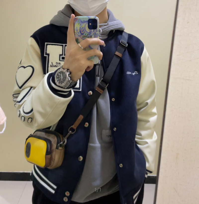 The right version of Nigo human made autumn and winter new maonipi sleeve Baseball Jacket couple 4LUO, Black;brown
The right version of Nigo human made autumn and winter new maonipi sleeve Baseball Jacket couple 4LUO, Black;brown