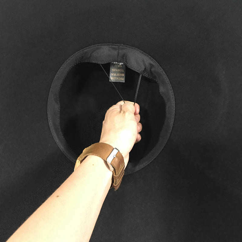 Retro Style Black Pure Wool Felt Floppy Hat Wide Brim Women Winter Fedora Cloche Bowler Hat Ribbon Band Wedding Party Church Hat 210531