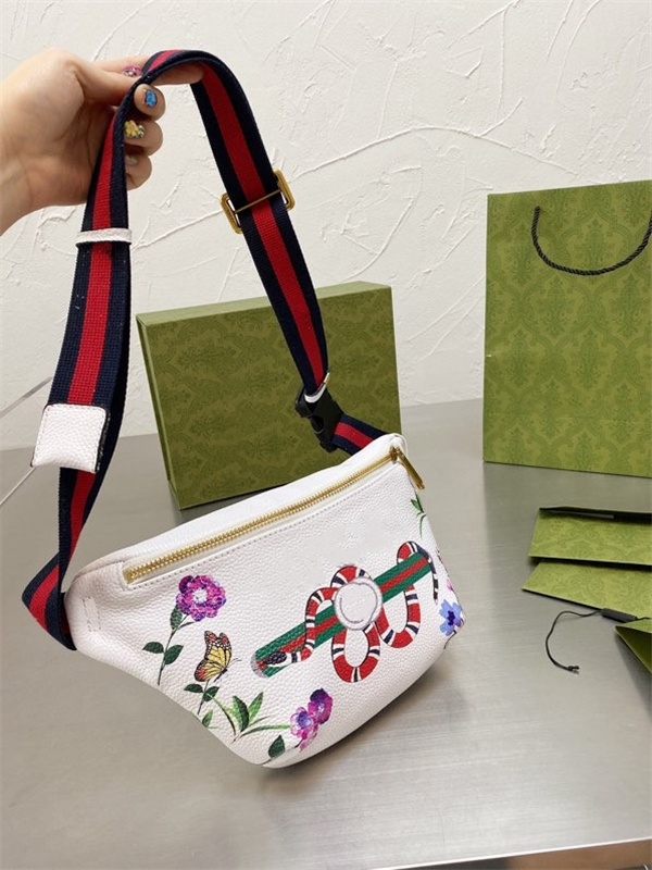 Evening Bags handbags lady Genuine leather handbag letters shoulder high quality have Dustproof bag Backpack Totes Ultramatte Calfskin Purses 22-13cm, The box is not sold separately
Evening Bags handbags lady Genuine leather handbag letters shoulder high quality have Dustproof bag Backpack Totes Ultramatte Calfskin Purses 22-13cm, The box is not sold separately