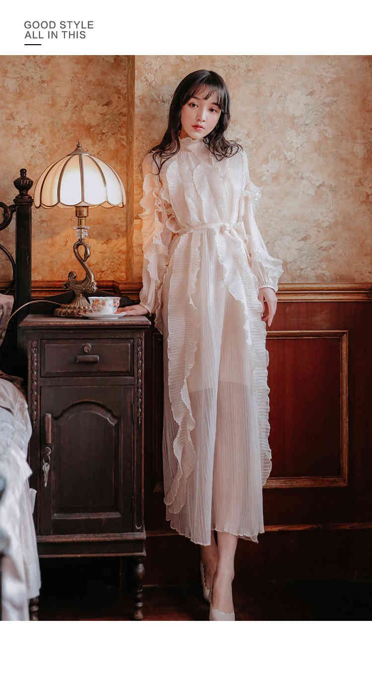 High quality Runway Women Spring Elegant Long Sleeve White ruffles Maxi Dress 210519