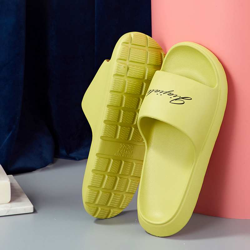 2021 Arrival Summer Slippers Top quality Men's Women's Flat Scuffs Shower Room Mens Womens Trainers Beach shoes Comfortable
2021 Arrival Summer Slippers Top quality Men's Women's Flat Scuffs Shower Room Mens Womens Trainers Beach shoes Comfortable