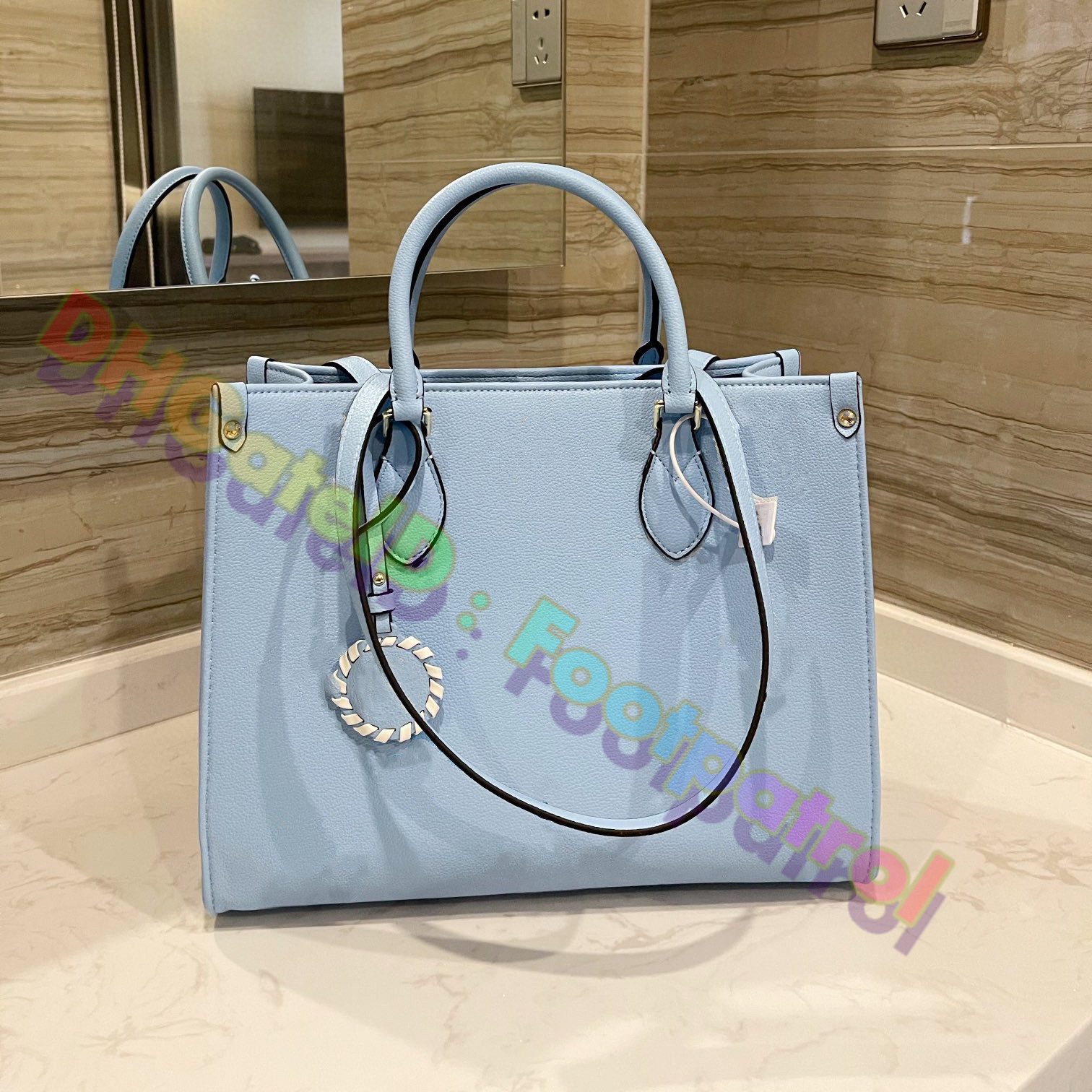 2021 Ladies Large shopping bag women top quality Bucket Totes Handbags leather Hobos Lady Fashion shoulder bags Luxurys Designers handbag Clutch Purse Wallet, No bags
2021 Ladies Large shopping bag women top quality Bucket Totes Handbags leather Hobos Lady Fashion shoulder bags Luxurys Designers handbag Clutch Purse Wallet, No bags