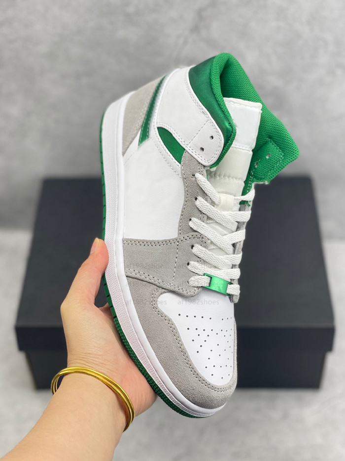 Grey and Green Suede 1s Jumpman Basketball Shoes 1 Designer Sports Sneakers Outdoor Runners Trainers, Sky blue
Grey and Green Suede 1s Jumpman Basketball Shoes 1 Designer Sports Sneakers Outdoor Runners Trainers, Sky blue