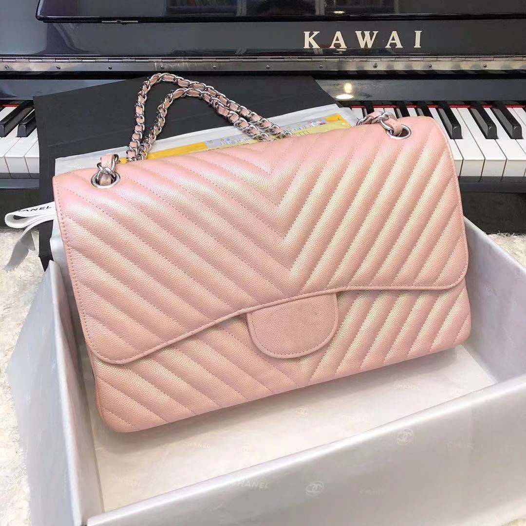 Classic Women's Bag 7A High-end Customized Quality Hand Carry-On Single Shoulder Fashion Business Casual Metallic Accessories with Long
Classic Women's Bag 7A High-end Customized Quality Hand Carry-On Single Shoulder Fashion Business Casual Metallic Accessories with Long