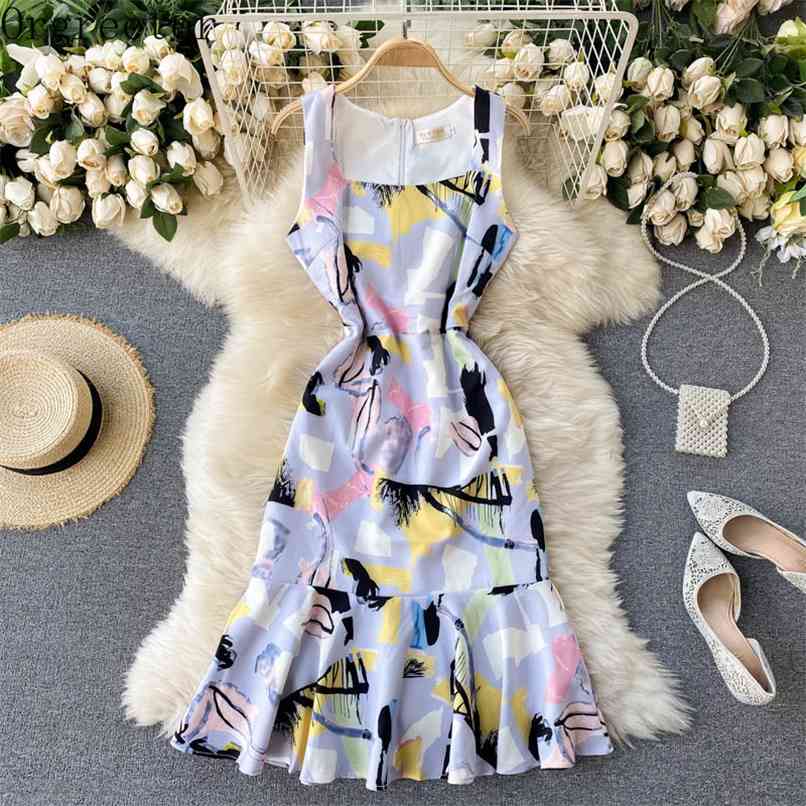 Korean Summer Fashion Graffiti Print Bodycon Dress Vestidos Women' Square Collar Slim Sleeveless Vest Ruffled Mermaid 210602, Purple
Korean Summer Fashion Graffiti Print Bodycon Dress Vestidos Women' Square Collar Slim Sleeveless Vest Ruffled Mermaid 210602, Purple