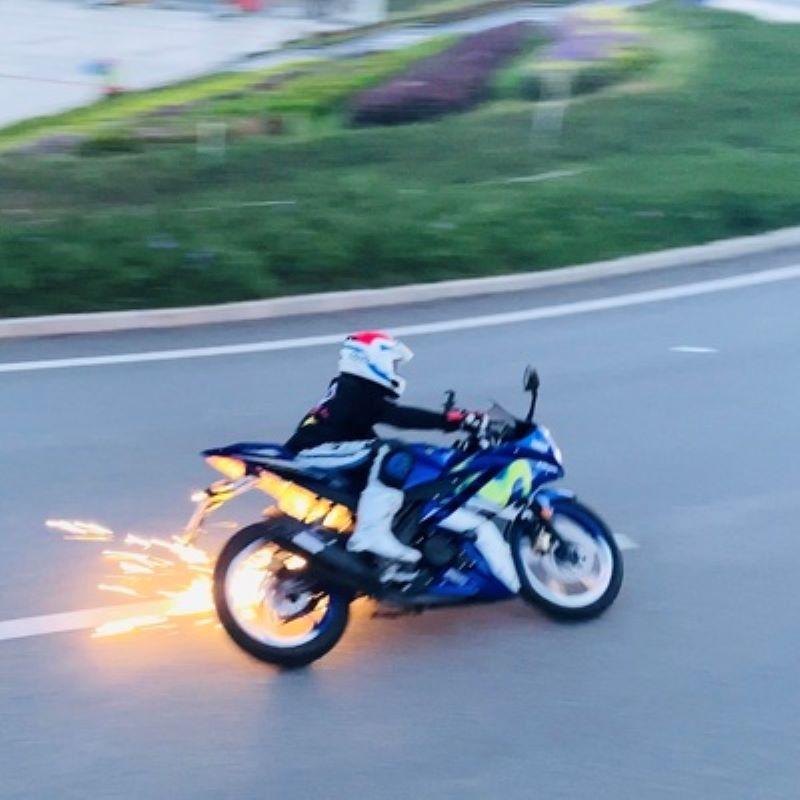 Motorcycle Armor Knee Pads Pants Grinding Bag Riding Equipment Bending Artifact Slider Spark 
Motorcycle Armor Knee Pads Pants Grinding Bag Riding Equipment Bending Artifact Slider Spark