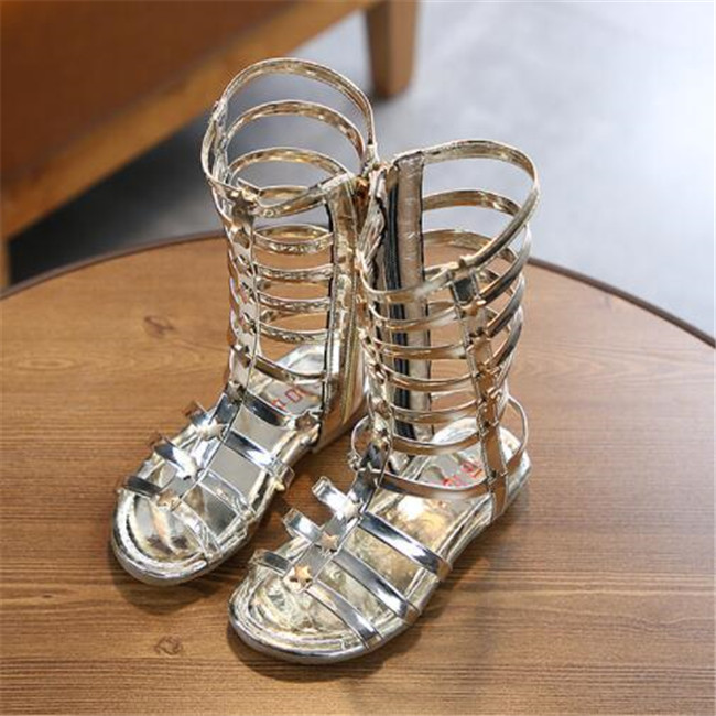 2022 New Girls Sandals Summer Kids Shoes Boots Star Gladiator Sandal Flat Heels Girls Princess Beach Shoe