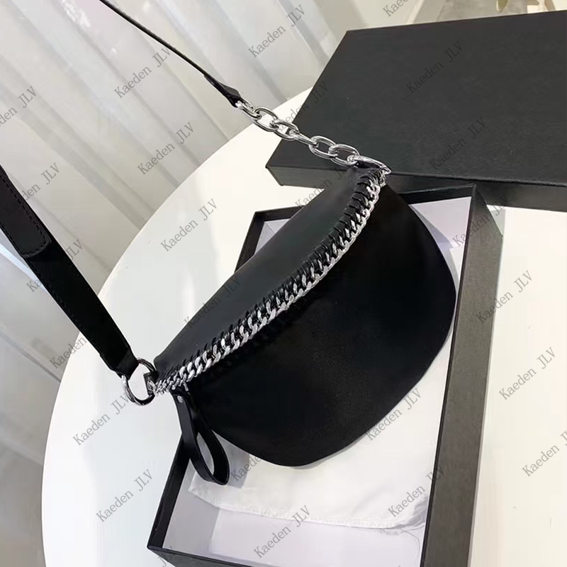 Top famous designer belt cross body fashion black luxury temperament inclined cross bag dual use men and women
Top famous designer belt cross body fashion black luxury temperament inclined cross bag dual use men and women
