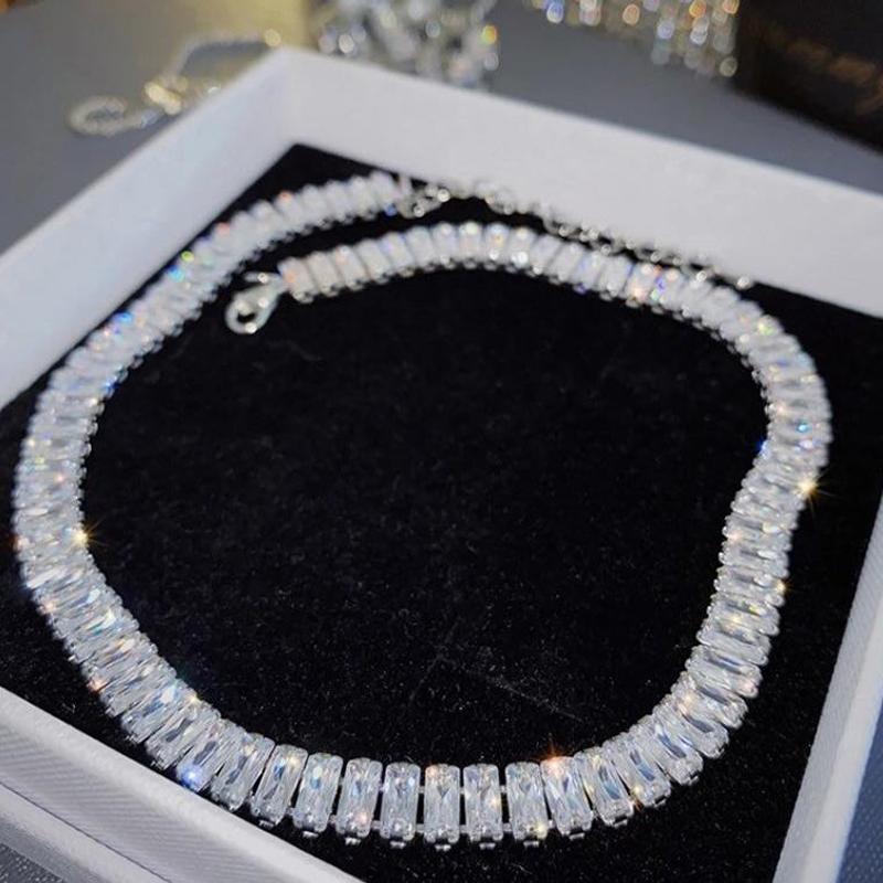 Chains 2021 High Quality Baguette CZ Cluster Necklace Iced Out Cubic Zircon Tennis Link For Women HipPop Bling Fashion Jewelry
Chains 2021 High Quality Baguette CZ Cluster Necklace Iced Out Cubic Zircon Tennis Link For Women HipPop Bling Fashion Jewelry