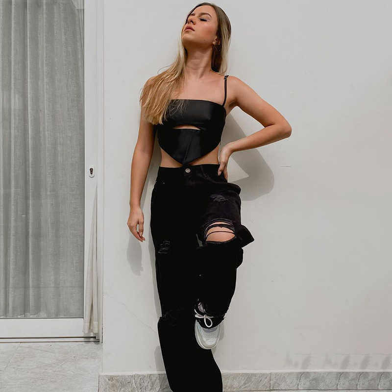 Women Over Front Cut Out Halter Neck Sleeveless Backless Wrap Crop Top Bandage Vest Summer Sexy Tanks Tops Woman Clothes 210625