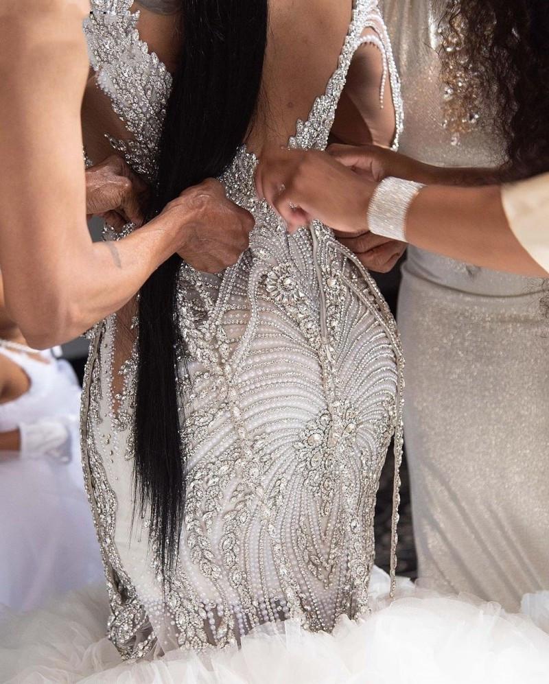 Beautiful Dress Crystals Lace Beaded Long Sleeve Deep V-neck Mermaid Sweep Train Wedding Gown