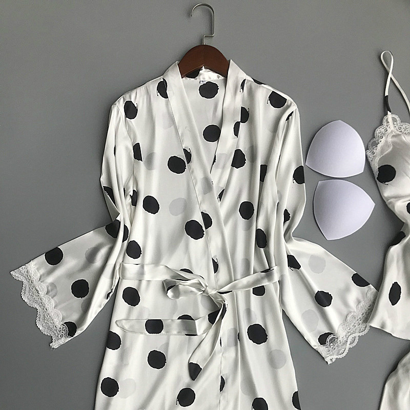 2021qweek women satin sleepwear polka dot pyjamas femme silk pijama mujer cute 3 pieces with chest pads casual pajama sets, Black;red
2021qweek women satin sleepwear polka dot pyjamas femme silk pijama mujer cute 3 pieces with chest pads casual pajama sets, Black;red