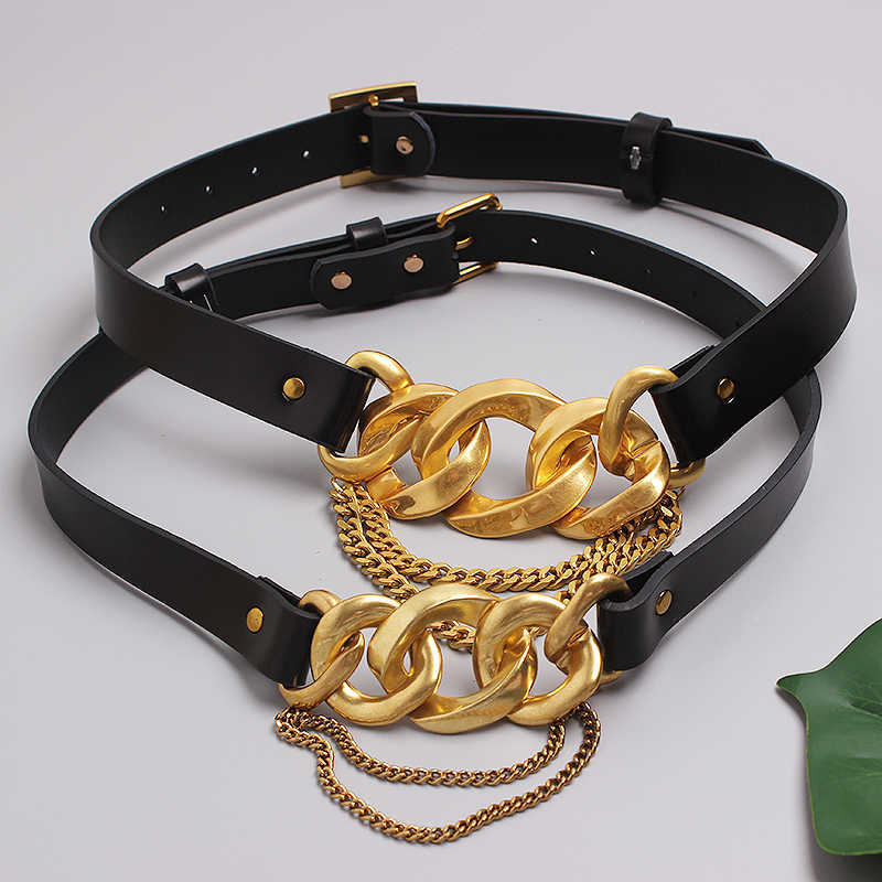 Designer classic luxury cowhide motorcycle women's belt copper button head chain belt versatile outside with skirt belt top quality women decoration accessories, Black
Designer classic luxury cowhide motorcycle women's belt copper button head chain belt versatile outside with skirt belt top quality women decoration accessories, Black