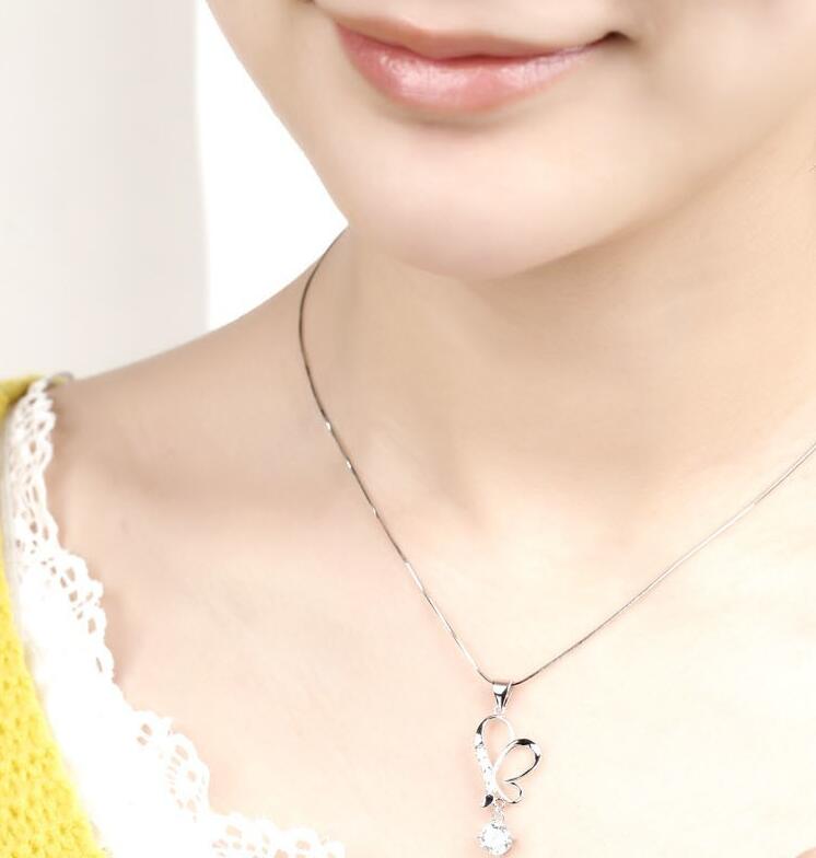 Sterg Sier Snake Chain Necklace for Women - Real, urious, and Timeless