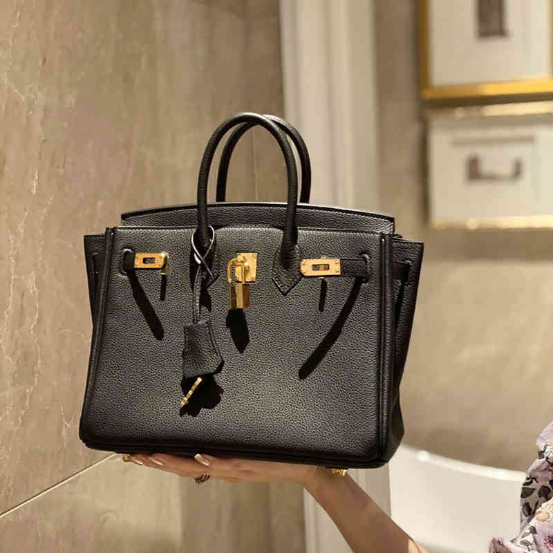 2021 New Head Leather Litchi Pattern Bag Leather Women's Bag Fashion One Shoulder Portable Large Capacity Bag Zlh, Red
2021 New Head Leather Litchi Pattern Bag Leather Women's Bag Fashion One Shoulder Portable Large Capacity Bag Zlh, Red