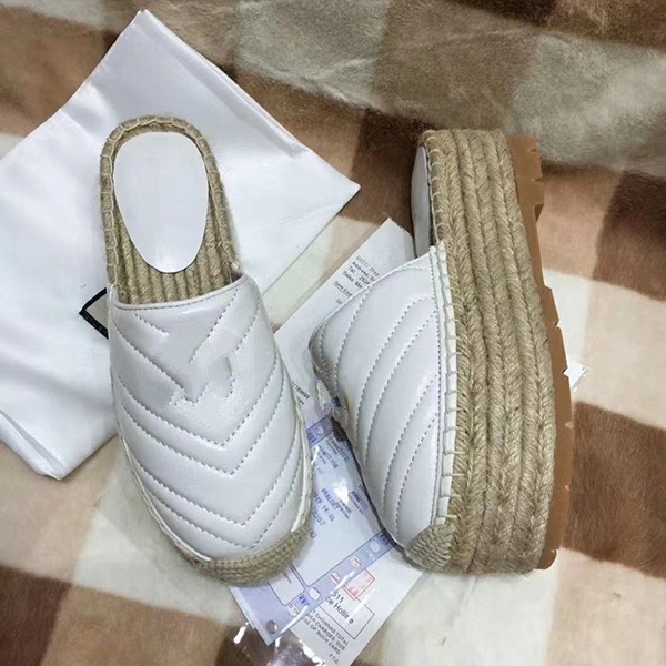 Women EspadrilleSlide Designer Sandal High Quality Real leather Cord Platform Double Hardware Outdoor Beach Slides, Black
Women EspadrilleSlide Designer Sandal High Quality Real leather Cord Platform Double Hardware Outdoor Beach Slides, Black