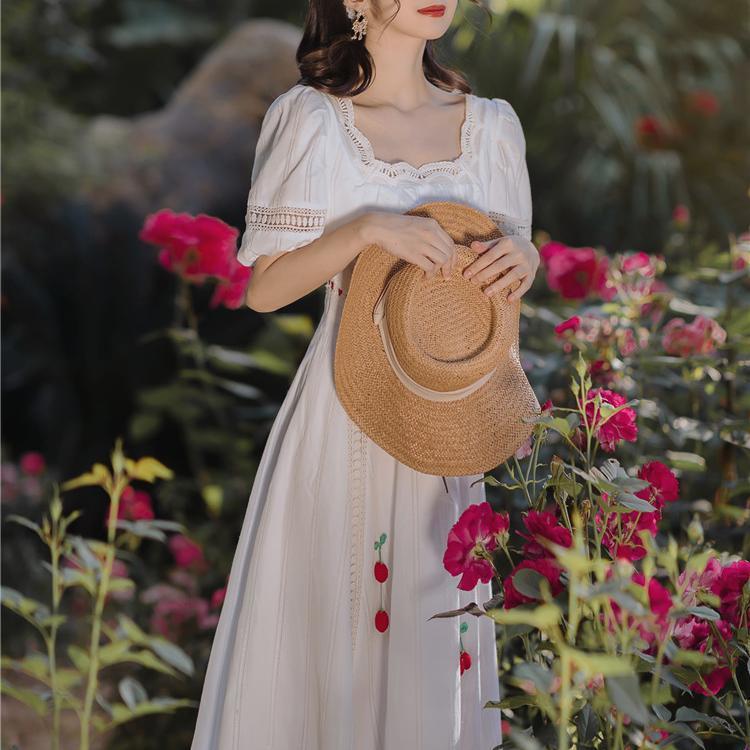 Summer French Retro Lace Dress Women Square Collar Sweet Vintage Elegant White Casual Dress Korean 210521