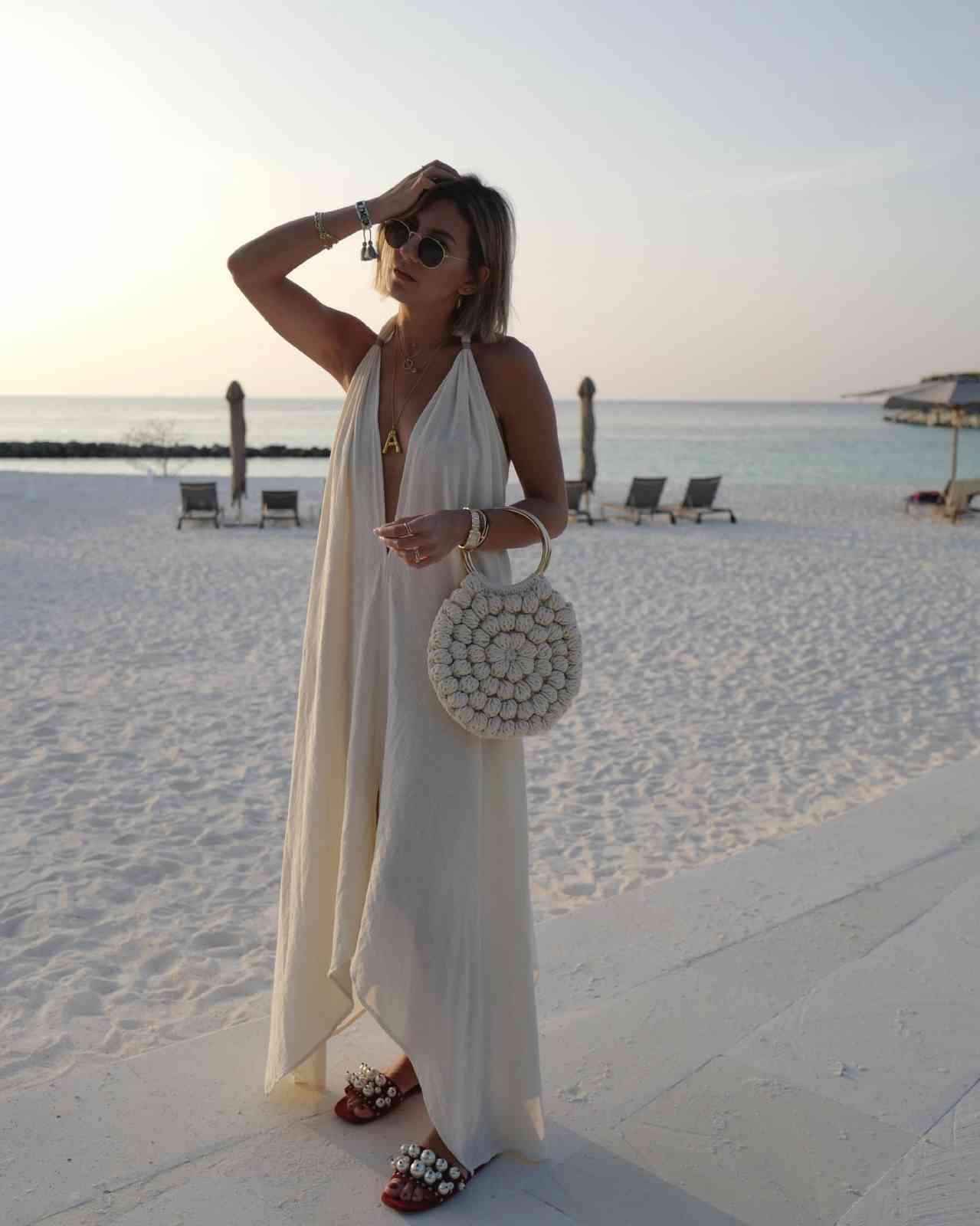 Women Dress Beach Maxi es Loose Long Spaghetti Strap White es Deep V Neck Sleeveless Backless Sexy 210524