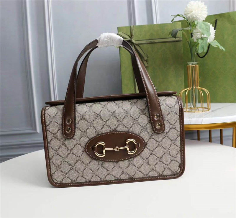 Designer Luxury Horsebit 1955 Small Top Handle Razor Beige Brown Hand Bag 627323 Size:28x18x11cm
Designer Luxury Horsebit 1955 Small Top Handle Razor Beige Brown Hand Bag 627323 Size:28x18x11cm