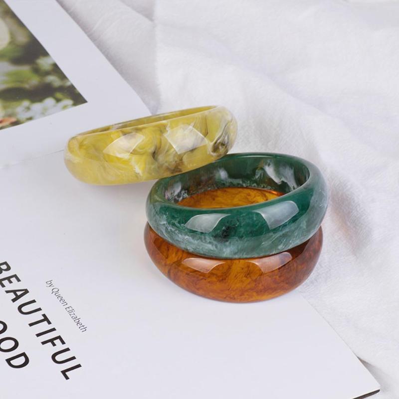 Bangle 2021 Fashion Resin Acrylic Geometric Irregular Square For Women Girls Round Party Minimalist Jewelry Bracelet R7K7
Bangle 2021 Fashion Resin Acrylic Geometric Irregular Square For Women Girls Round Party Minimalist Jewelry Bracelet R7K7