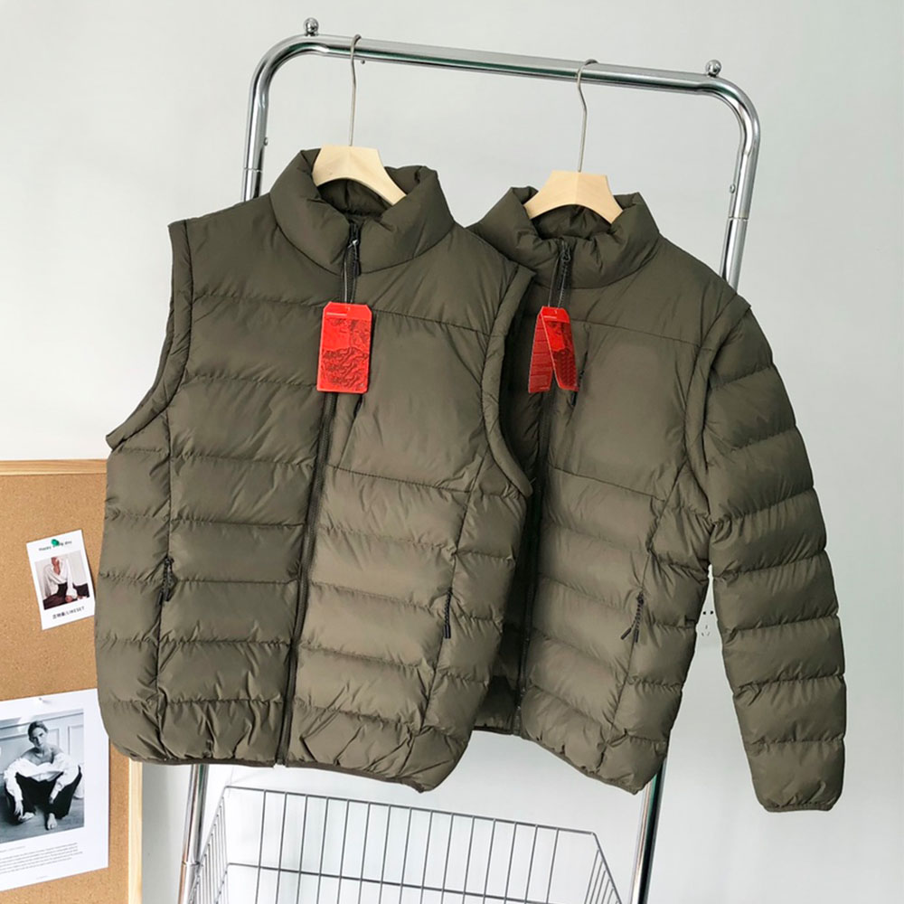 America Brand Face Winter Down Cotton Coat Removable sleeves Stand-up collar outdoor North down jacket down vest Dual-use Parkas, Black
America Brand Face Winter Down Cotton Coat Removable sleeves Stand-up collar outdoor North down jacket down vest Dual-use Parkas, Black