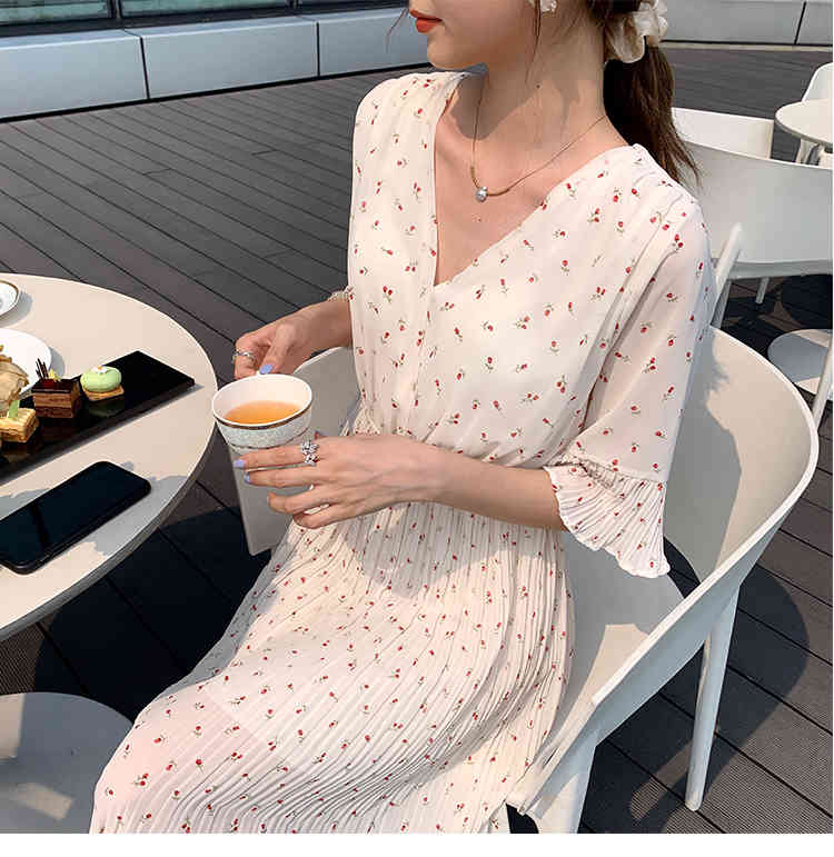 Elegant Pleated Women Dress Summer Floral Print V-neck Flare Sleeve Midi Female Slim Waist Party Vestidos 210429