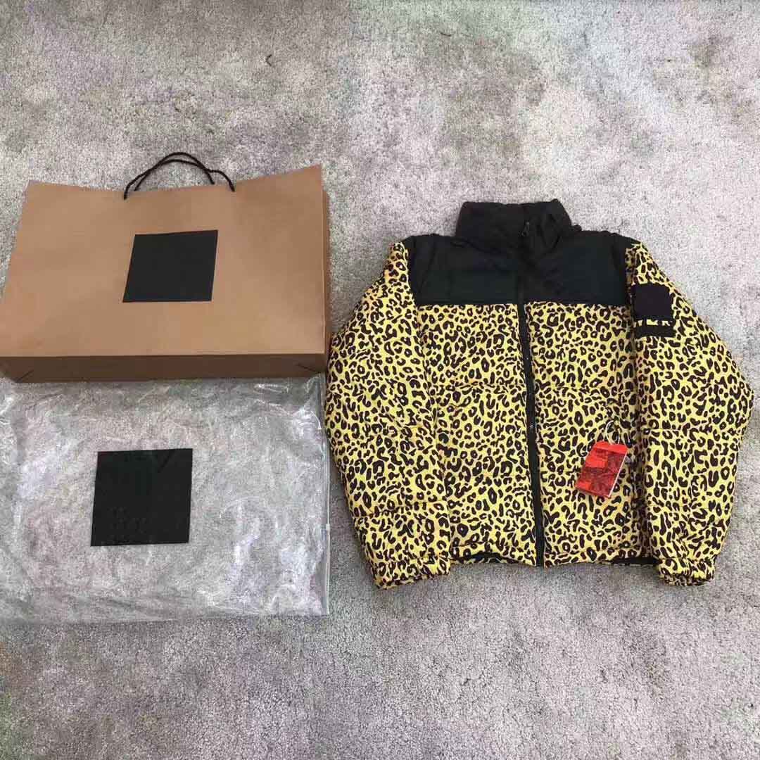 21SS Mens Fashion Down Coat Leopard Pattern Boys Down Windbreaker Classical Unisex Thick Jacket for Winter Asian Szie, Leopard1
21SS Mens Fashion Down Coat Leopard Pattern Boys Down Windbreaker Classical Unisex Thick Jacket for Winter Asian Szie, Leopard1