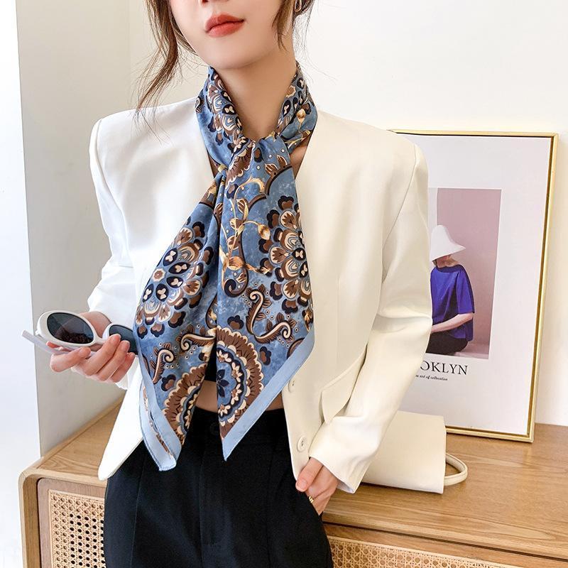Scarves Women Silk Scarf Square Bandana Design Brand Headscarf 2021 Female Satin Shawl Wrap Kerchief Chain Printing Hijab Foulard Pareo
Scarves Women Silk Scarf Square Bandana Design Brand Headscarf 2021 Female Satin Shawl Wrap Kerchief Chain Printing Hijab Foulard Pareo