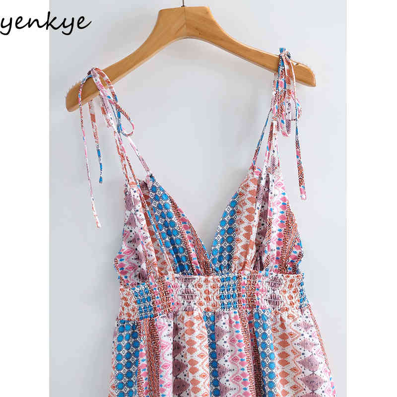 Sexy Sling Summer Beach Dress Women V Neck Elastic High Waist Casual Holiday Vintage Geometric Print Long Robe 210430