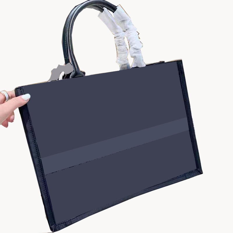 Totes 2021 New Spring and Autumn All-match Top Shopping Bag Handbag Fashion Brand Designer Unisex Canvas Nylon Shoulder bags Black Woven Handbags Free Postage, Make up postage no bag
Totes 2021 New Spring and Autumn All-match Top Shopping Bag Handbag Fashion Brand Designer Unisex Canvas Nylon Shoulder bags Black Woven Handbags Free Postage, Make up postage no bag