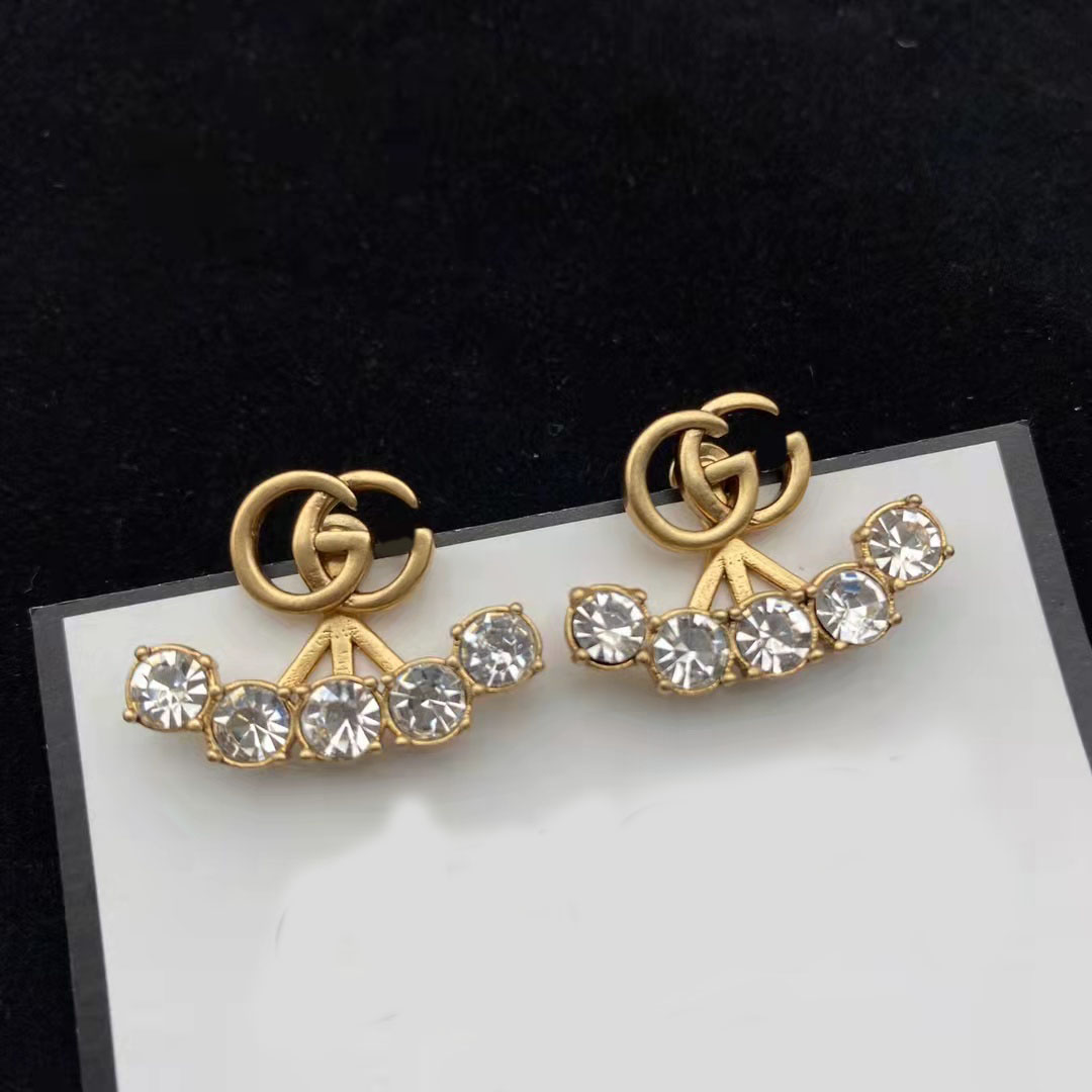 Brand designer fashion simple Stud earrings aretes orecchini ladies pearl diamond two styles are available, Golden;silver
Brand designer fashion simple Stud earrings aretes orecchini ladies pearl diamond two styles are available, Golden;silver