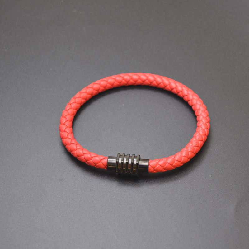 Beaded, Strands 5Pcs/Lot Classic Style Men Leather Bracelet Simple Black Stainless Steel Button Neutral Accessories Hand-woven Jewelry Gifts
Beaded, Strands 5Pcs/Lot Classic Style Men Leather Bracelet Simple Black Stainless Steel Button Neutral Accessories Hand-woven Jewelry Gifts