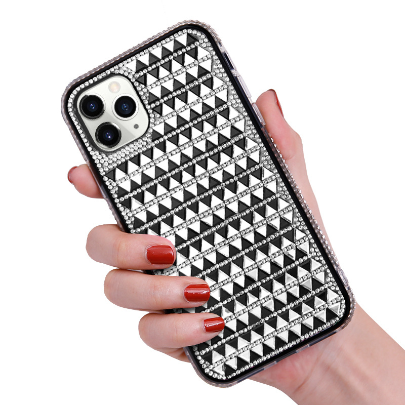 Premium Triangle Rhinestone Diamond Shockproof Cases For iPhone X XS XR 11 12 Pro Max 8 7 6 Plus Hybrid TPU PC Back Cover, Black
Premium Triangle Rhinestone Diamond Shockproof Cases For iPhone X XS XR 11 12 Pro Max 8 7 6 Plus Hybrid TPU PC Back Cover, Black