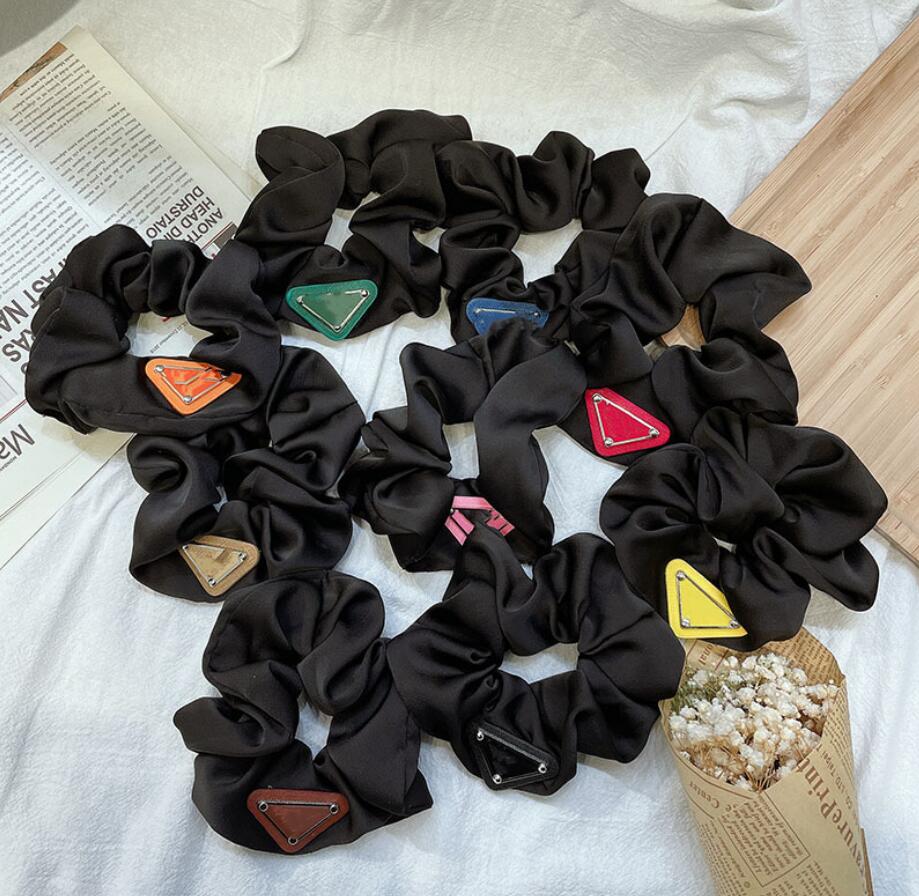2021ss 10 Style Women Designer Letter Printing Hair Rubber Band Large Intestine Elastic Headband HairRope Ponytail Holder Luxury Women Candy Color Hair Accessorie
2021ss 10 Style Women Designer Letter Printing Hair Rubber Band Large Intestine Elastic Headband HairRope Ponytail Holder Luxury Women Candy Color Hair Accessorie