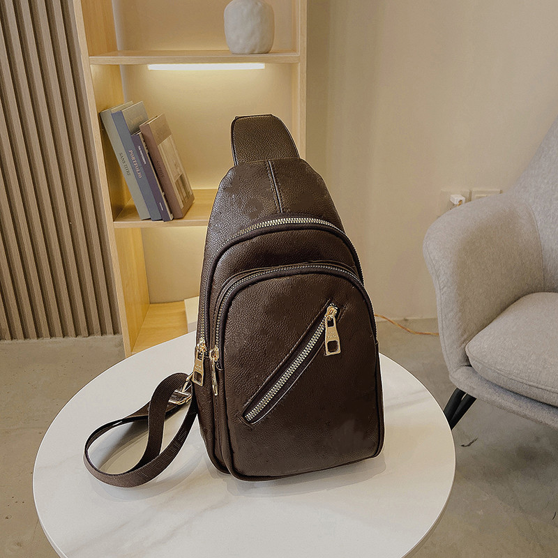 Brand Day Packs sport Classic women backpack pu Genuine Leather men's Designer letter Crossbody Shoulder Bag fashion zipper Purse Messenger Handbag 7247, Brown
Brand Day Packs sport Classic women backpack pu Genuine Leather men's Designer letter Crossbody Shoulder Bag fashion zipper Purse Messenger Handbag 7247, Brown