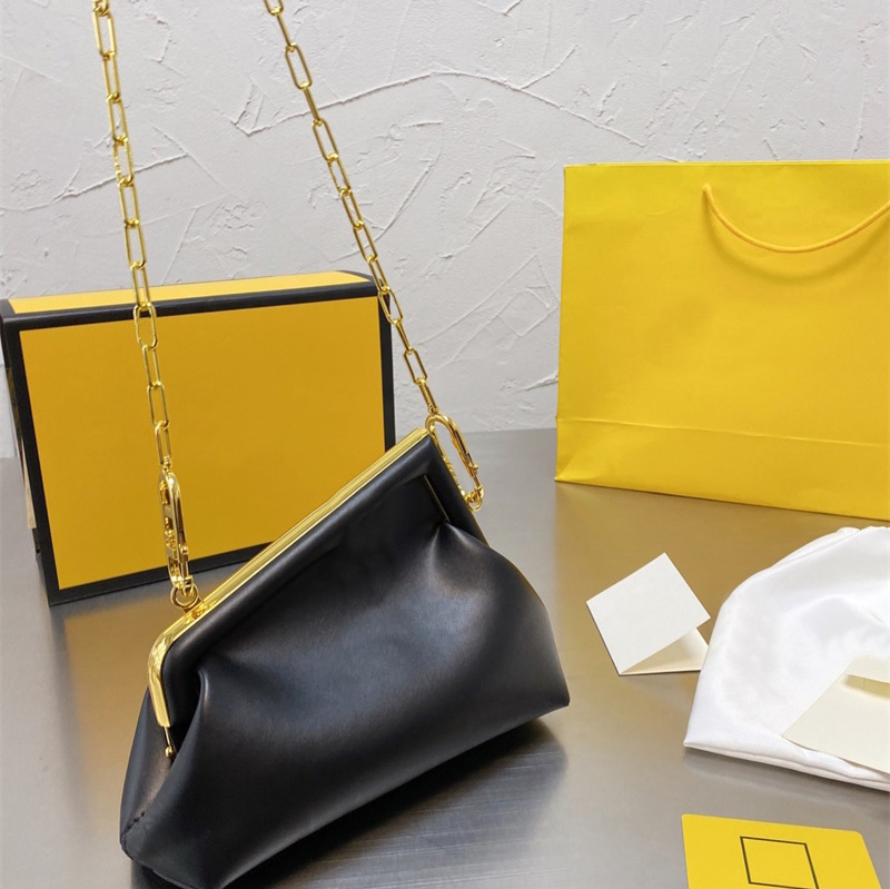 2021 designer bags top quality women handbags chain Shoulder Bag Fashion 5 colors 24x17cm with box, Brown
2021 designer bags top quality women handbags chain Shoulder Bag Fashion 5 colors 24x17cm with box, Brown