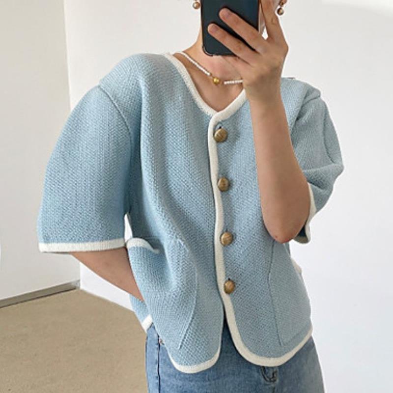 Women's Jackets Korean Chic Temperament V Neck Contrast Single Button Double Pocket Loose Half Short Sleeve Knitted Jacket Women Casual Coat, Black;brown
Women's Jackets Korean Chic Temperament V Neck Contrast Single Button Double Pocket Loose Half Short Sleeve Knitted Jacket Women Casual Coat, Black;brown