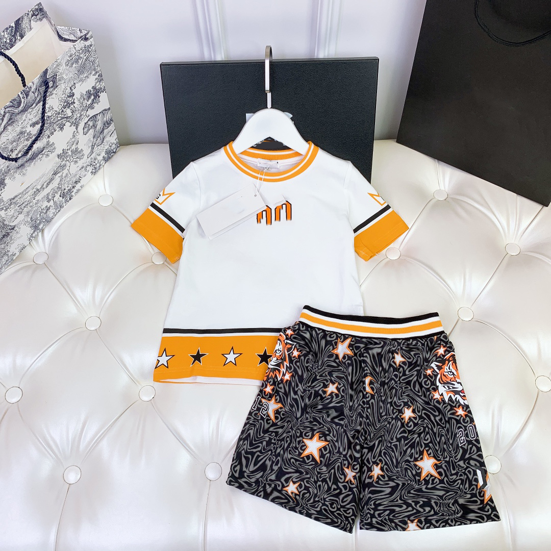 designer kids t shirt+ shorts sets childrens suit brand letters printing autumn boys tees size -150, White
designer kids t shirt+ shorts sets childrens suit brand letters printing autumn boys tees size -150, White